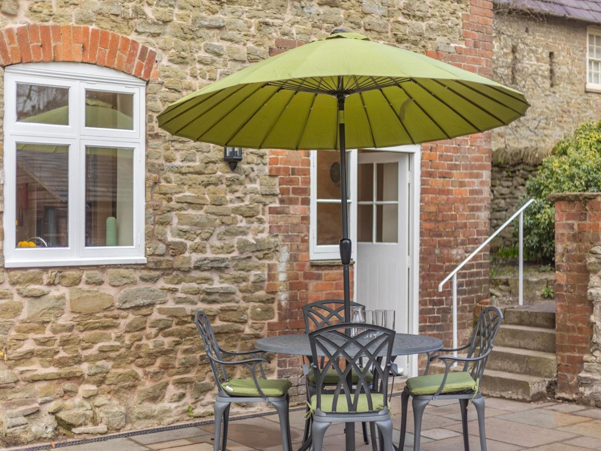 Dinham Villa Ludlow Exterior photo