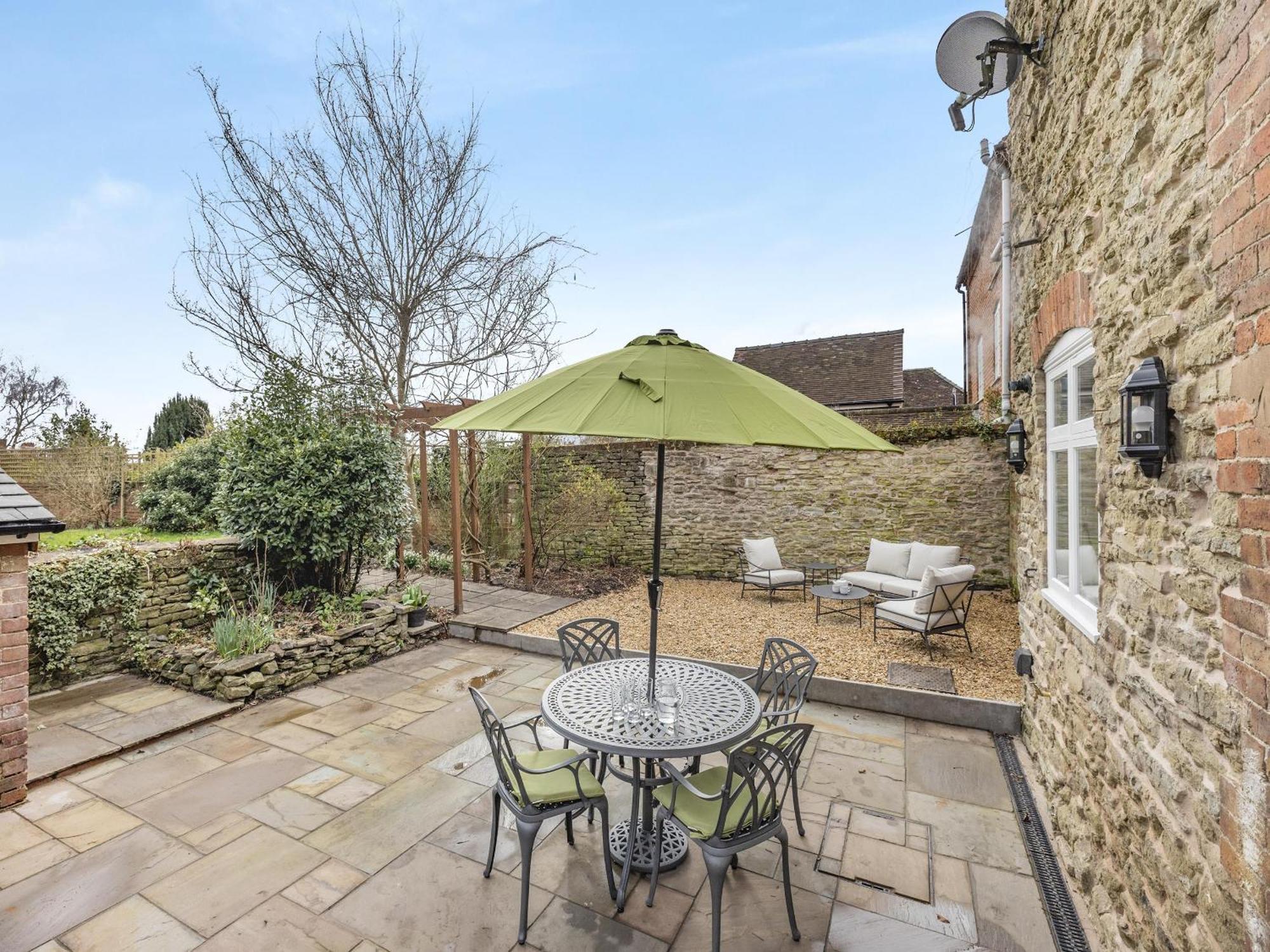 Dinham Villa Ludlow Exterior photo